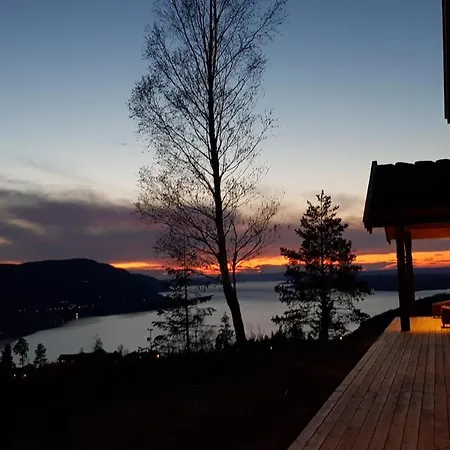Mjøshytte * Stange