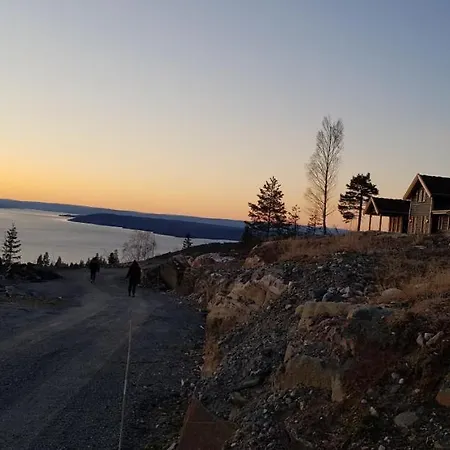 Mjøshytte Villaer Stange