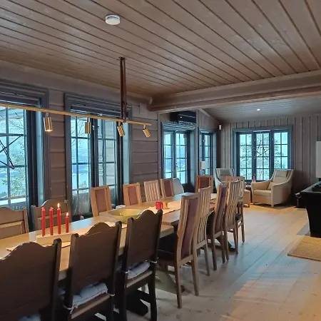 Mjoshytte Villa *