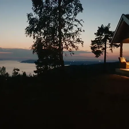 Mjoshytte Villa